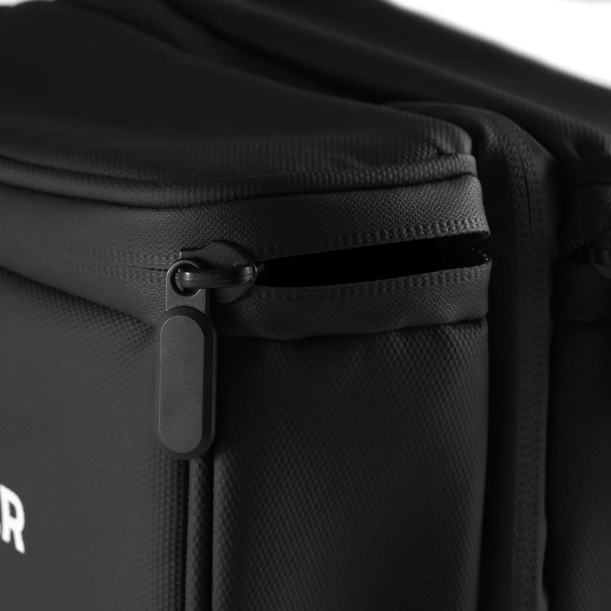 Multi-functional Carry Bag - Image 3